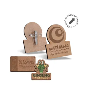 Badge mdf ép 3mm personnalisé avec pince-épingle entre 20 cm2 et 40 cm2 maxi