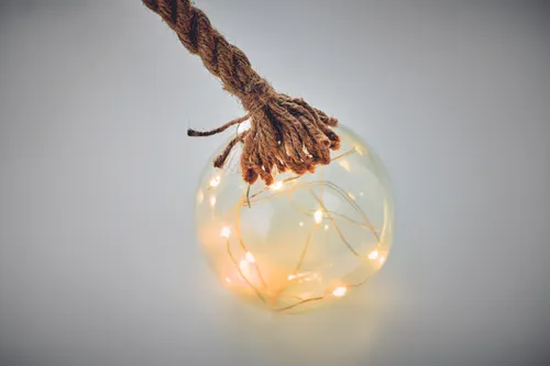 Boule en verre LED personnalisée - Baubli