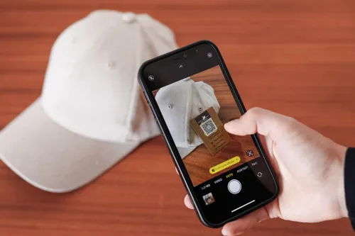 Casquette 6 panneaux 200gr chiné et recyclé AWARE™ Milo personnalisée - XD Collection