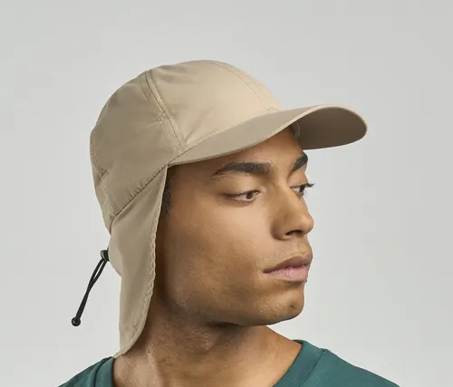 Casquette légère en polyester recyclé avec couvre nuque