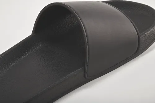 Claquettes antidérapantes 46/47 - Kolam