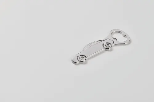 Décapsuleur forme de voiture - Mycar