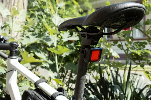 Éclairage rechargeable personnalisé pour bicyclette - Cobik