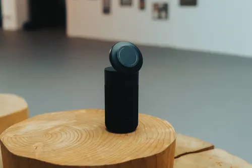 Enceinte 10W personnalisée avec chargeur en rPET RCS Urban Vitamin Anaheim - Urban Vitamin