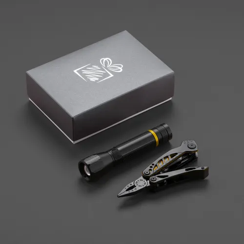 Ensemble optima I-b: multitool et lampe de poche moyenne