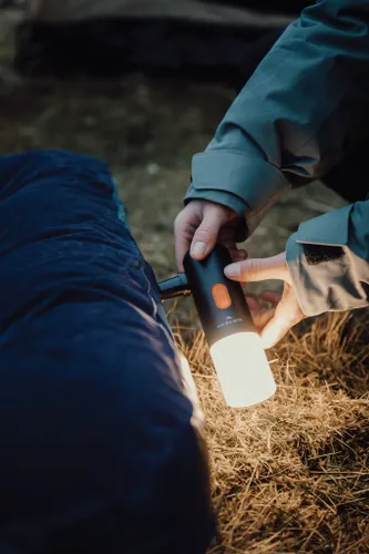 Lampe de camping avec pompe à air Nordic Drift Titan - Nordic Drift