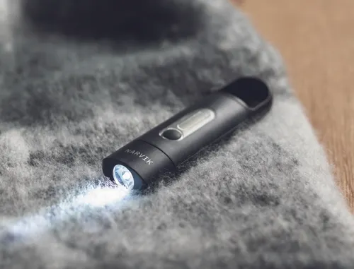 Lampe de poche COB - Bluz