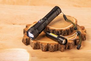 Lampe de poche rechargeable personnalisée - Chargelight Zoom Lampe de poche rechargeable personnalisée - Chargelight Zoom