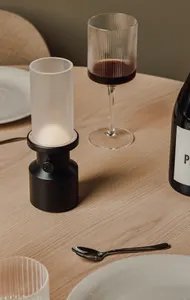 Lampe de table Niori RCS - Vinga