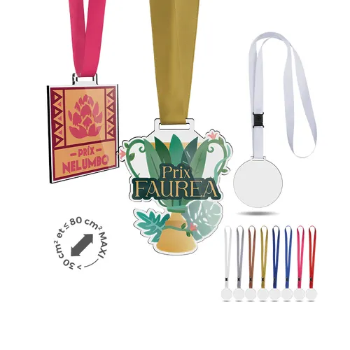 Medaille publicitaire en pmma ep 3 mm entre 30 et maxi 80 cm2 avec cordon satin