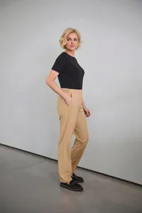 Pantalon femme personnalisé Eleanor coupe slim - Brook Taverner