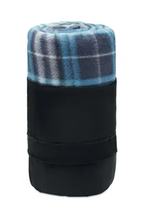 Plaid polaire en polyester recyclé -  DINARA RPET