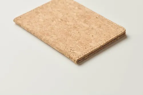 Porte-passeport en liège personnalisé - Corkpass