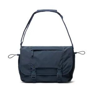 Sac messager ordinateur 15,6 pouces en nylon RCS KENTO URBAN - XD Xclusive | Bleu marine