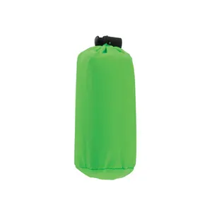 Serviette en microfibre personnalisée avec son pochon | Vert 19