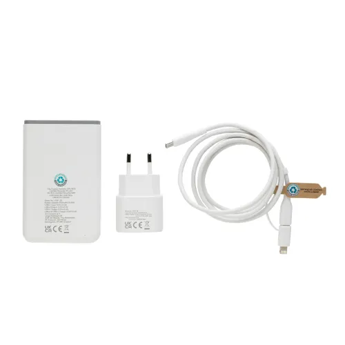 Set batterie câble et chargeur publicitaire 20W en PET recyclé RCS Surge - XD Collection